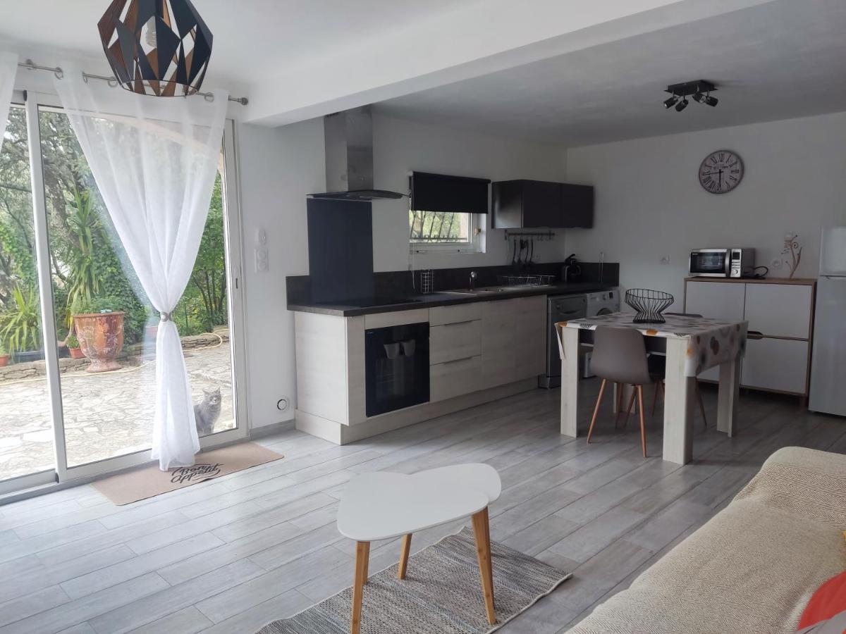 Apartment A Du Gard, A Deux Pas Du Pont-du-gard Castillon-du-Gard
