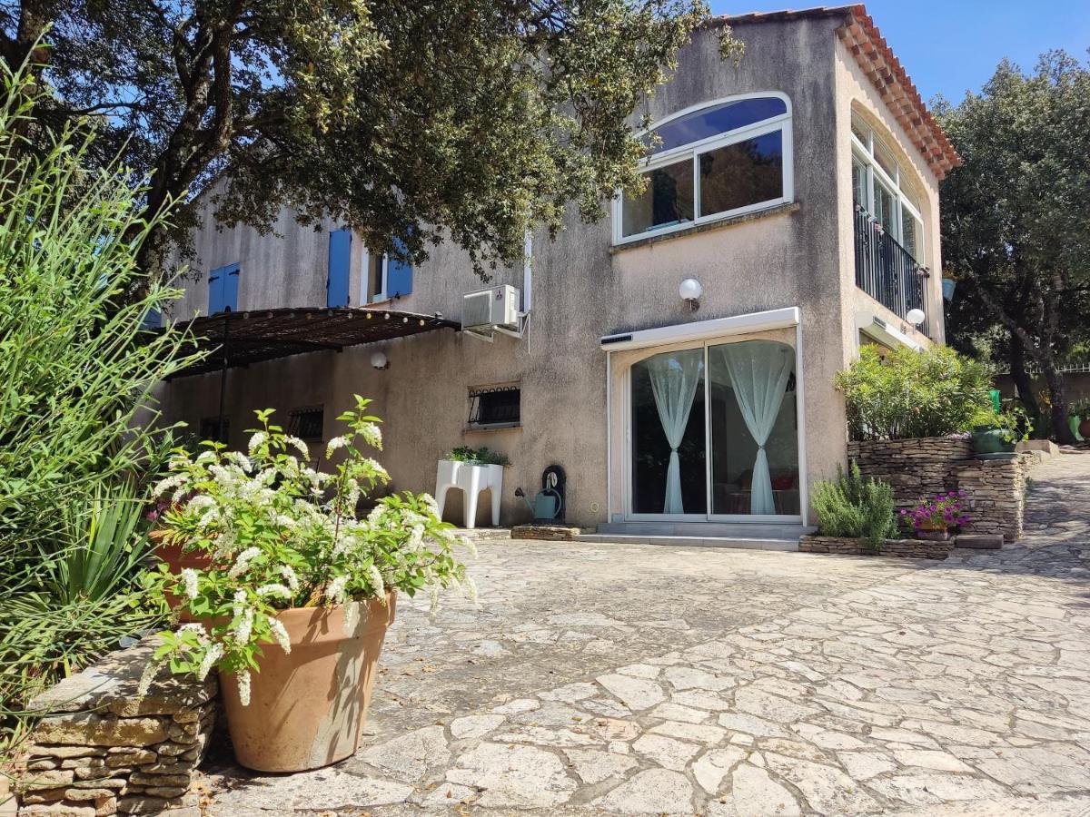 Apartment A Du Gard, A Deux Pas Du Pont-du-gard